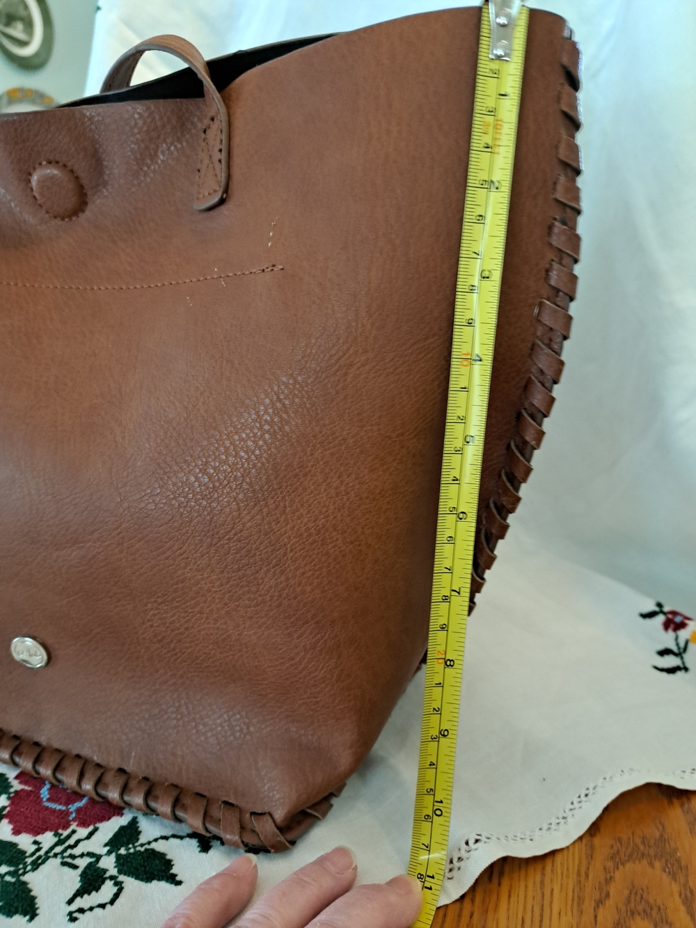 Everyday Casual Brown Leather Tote - Picture 7 of 8